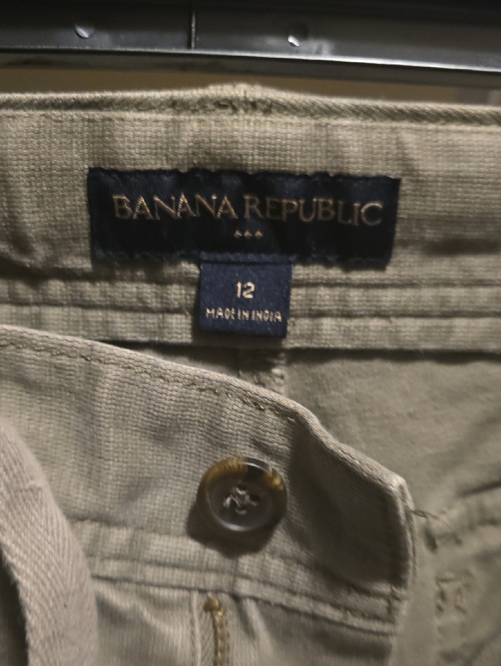 Banana Republic Men's Chinos in Olive